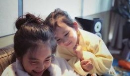 爱姐妹手机在线观看,姐妹情深，共度美好时光