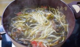 央视爆料酸菜牛肉面视频,揭秘食品安全背后的真相
